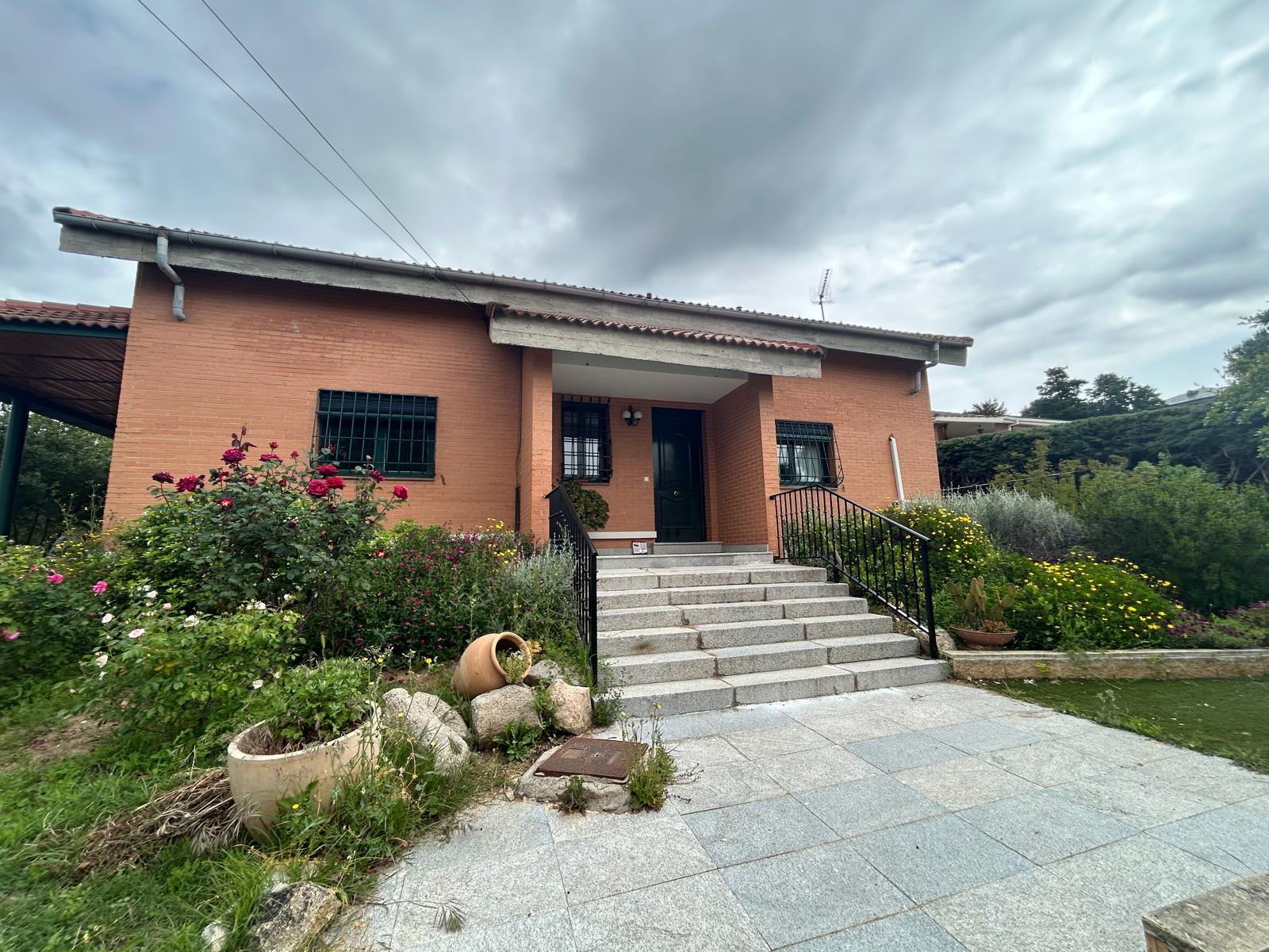 Chalet independiente en venta